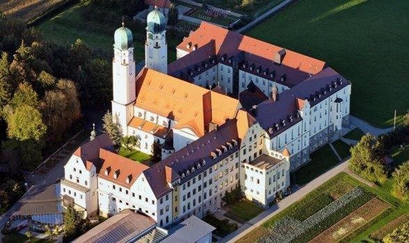 Gaestehaus Schweiklberg 多瑙河畔菲尔斯霍芬 外观 照片